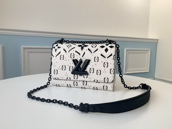 Louis Vuitton Bag 2020 ID:202007a86